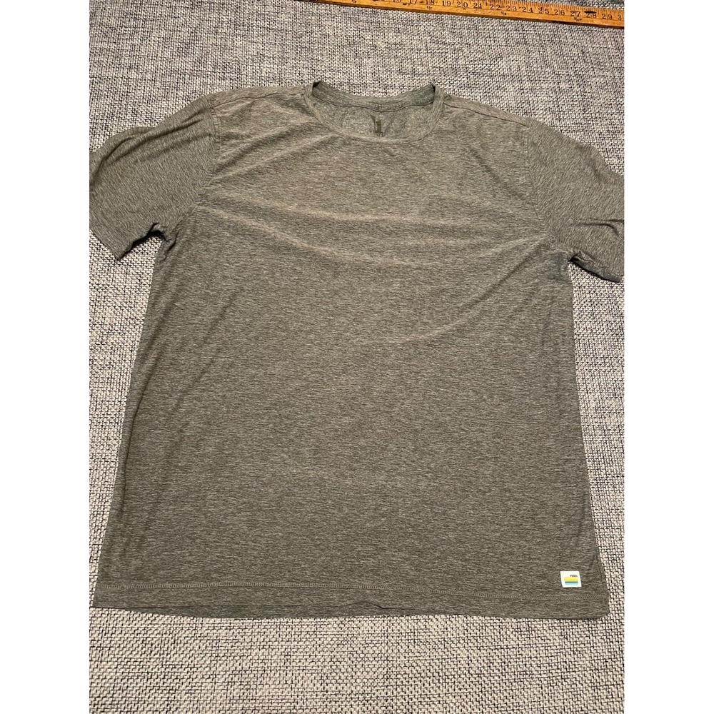 Vuori Strato Tech Tee Mens Large Heather Charcoal Grey Performance T-Shirt